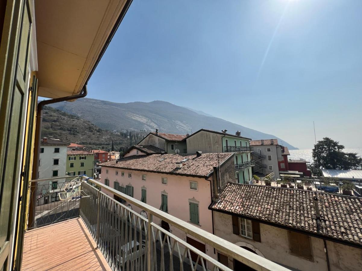 Appartamenti Baia Azzurra 5. Torbole Sul Garda Екстер'єр фото