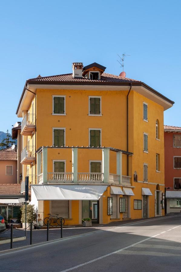 Appartamenti Baia Azzurra 5. Torbole Sul Garda Екстер'єр фото